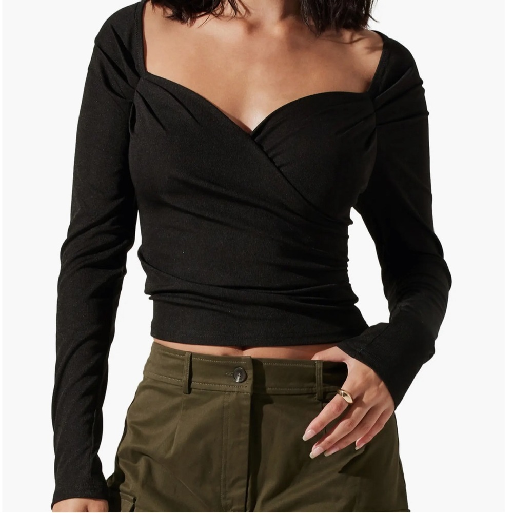 ASTR the label- BRAND NEW Sweatheart Faux Wrap Jersey Top​
